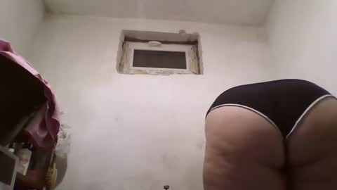 Snapshot of roza1999 chatting on December 20, 3:58 am ALISE LidaL online show from December 20, 3:58 am