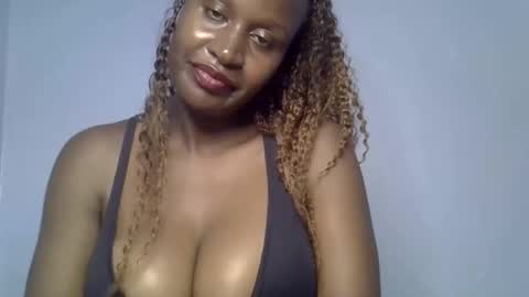 Snapshot of rozie34 chatting on March 26, 10:48 pm rozie34 online show from March 26, 10:48 pm