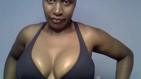 Snapshot of rozie34 chatting on March 29, 9:04 pm rozie34 online show from March 29, 9:04 pm