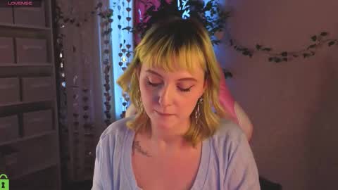 Roziett online show from March 15, 9:15 am