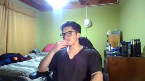 rpaulo25 online show from June 11, 4:43 am