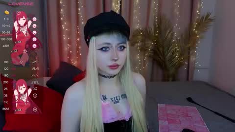 Snapshot of rraffaellka chatting on March 7, 9:56 pm Rraffaellka online show from March 7, 9:56 pm