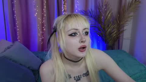Rraffaellka online show from May 27, 9:56 pm