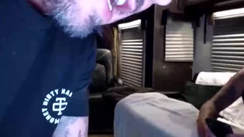 rraineonme online show from December 3, 10:02 am