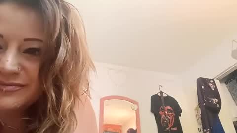 rraineonme online show from July 12, 7:38 pm