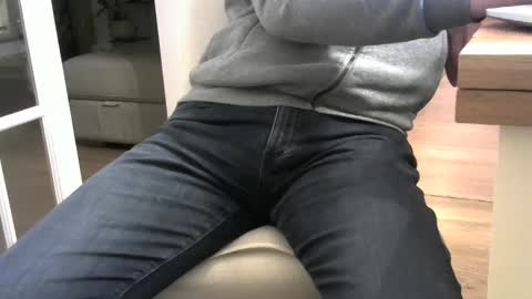 Snapshot of rsindie2 chatting on December 16, 10:13 pm rsindie2 online show from December 16, 10:13 pm