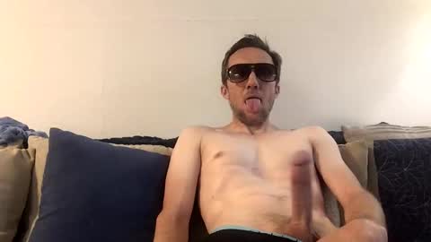 Snapshot of rsizz99 chatting on April 11, 9:30 pm rsizz99 online show from April 11, 9:30 pm