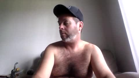 rubbingoneout714 online show from April 26, 8:39 pm