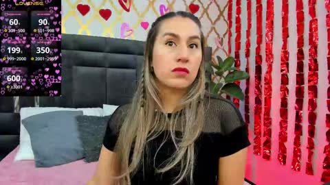 Snapshot of rubby_taylor chatting on February 14, 2:33 pm RubbyTaylor online show from February 14, 2:33 pm