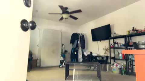 rubenzaragosa09 online show from June 14, 5:59 pm