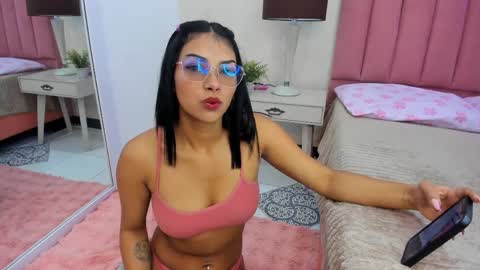 Snapshot of rubi08 chatting on April 11, 11:36 am rubi08 online show from April 11, 11:36 am
