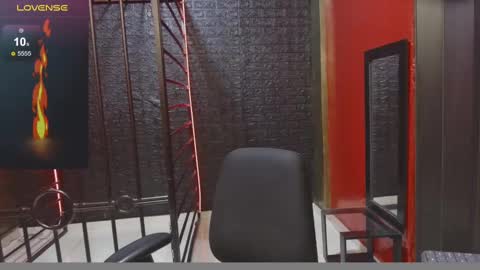 Snapshot of rubi_boobs_ chatting on March 1, 5:27 pm Rubi online show from March 1, 5:27 pm
