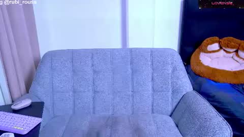 rubi rouss  instagran and X or tw  FAV VIBES11  9 33  101 moan and explode my balls online show from July 17, 10:47 pm