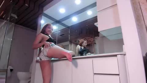 Rubi online show from October 1, 5:08 pm
