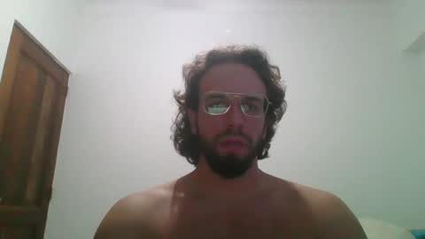 Snapshot of rubio121 chatting on January 5, 11:33 pm rubio121 online show from January 5, 11:33 pm