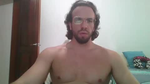 Snapshot of rubio121 chatting on January 27, 2:57 pm rubio121 online show from January 27, 2:57 pm