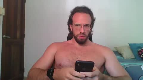 Snapshot of rubio121 chatting on February 24, 3:09 pm rubio121 online show from February 24, 3:09 pm