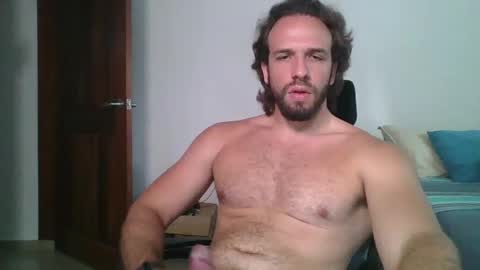 Snapshot of rubio121 chatting on February 26, 1:52 pm rubio121 online show from February 26, 1:52 pm