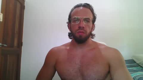 Snapshot of rubio121 chatting on October 13, 5:02 pm rubio121 online show from October 13, 5:02 pm