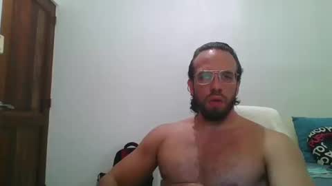 Snapshot of rubio121 chatting on October 16, 3:02 pm rubio121 online show from October 16, 3:02 pm