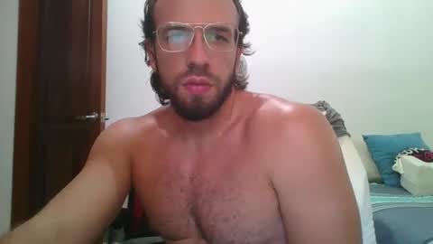 Snapshot of rubio121 chatting on October 17, 5:04 pm rubio121 online show from October 17, 5:04 pm