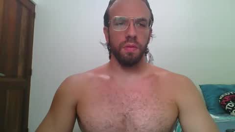 Snapshot of rubio121 chatting on October 27, 3:16 pm rubio121 online show from October 27, 3:16 pm