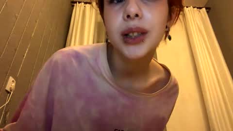 Snapshot of rubireyn chatting on November 13, 4:44 am Rubi online show from November 13, 4:44 am