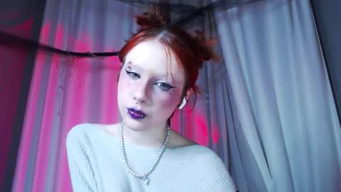 Snapshot of rubireyn chatting on December 3, 3:36 am Rubi online show from December 3, 3:36 am