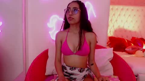 Snapshot of ruby_bonnie chatting on March 15, 8:48 pm ruby online show from March 15, 8:48 pm