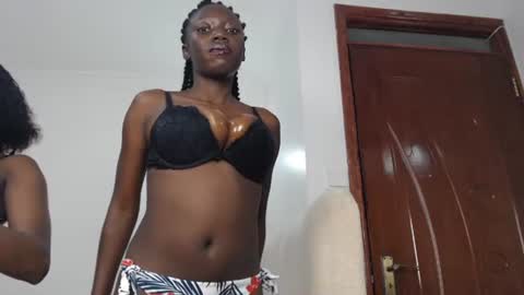 ruby_eva90 online show from August 5, 12:30 pm