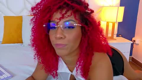 ruby_rogers_ online show from September 11, 2:39 pm