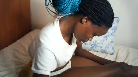 Snapshot of ruby_starlet1 chatting on June 15, 12:02 am Ruby online show from June 15, 12:02 am
