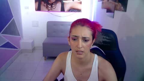 ruby_your_milf online show from January 8, 2:25 am