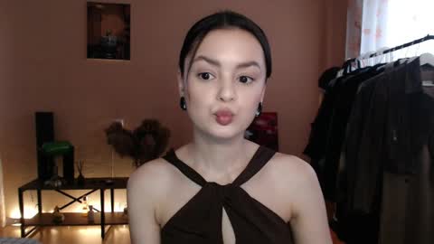 Snapshot of rubycute_ chatting on April 7, 12:38 pm Ruby online show from April 7, 12:38 pm