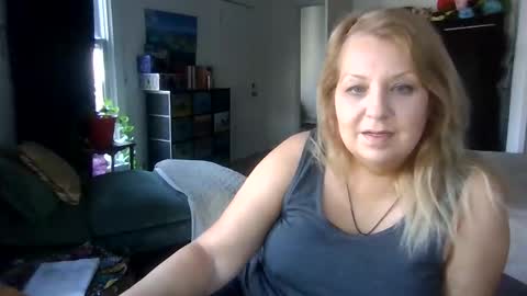 Call me Ruby online show from October 1, 9:54 pm