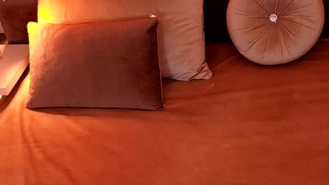 Ruby Luxe online show from April 7, 4:24 am