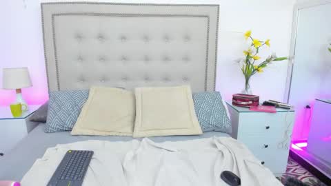 Snapshot of rubyreyes chatting on October 27, 1:48 pm rubyreyes online show from October 27, 1:48 pm