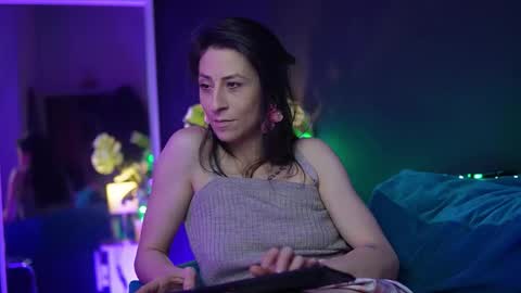 Snapshot of rubyrya chatting on November 28, 11:40 pm Ruby online show from November 28, 11:40 pm