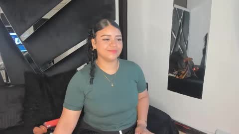 rubyxht online show from September 15, 12:38 pm