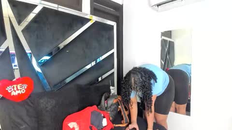 rubyxht online show from February 22, 12:36 pm