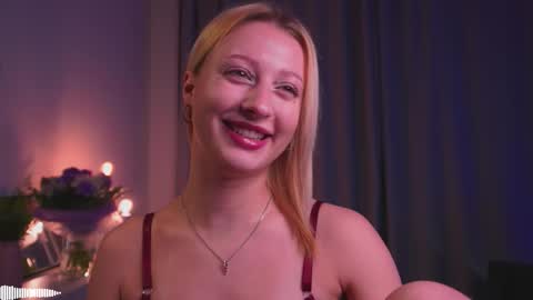 Mila online show from September 22, 4:09 pm