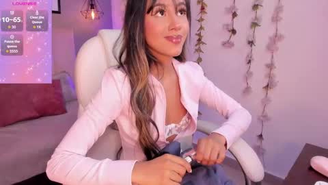 Snapshot of rue_zue chatting on May 15, 1:29 pm rue_zue online show from May 15, 1:29 pm