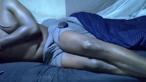 Snapshot of ruffbwoy chatting on February 27, 4:12 am Jayden online show from February 27, 4:12 am