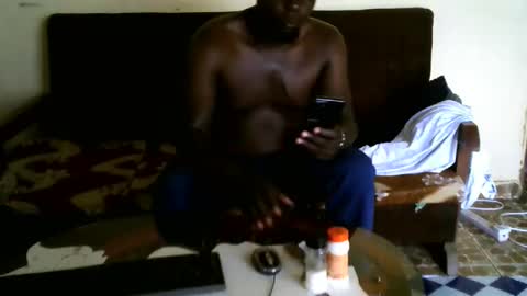 Snapshot of ruffbwoy chatting on March 9, 10:30 am Jayden online show from March 9, 10:30 am