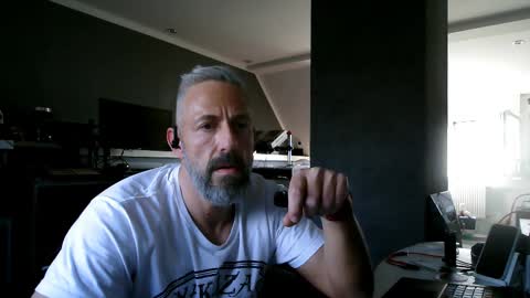 Chico que rico Caliente online show from March 4, 3:15 pm