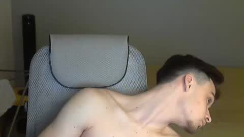 Snapshot of rufuspit chatting on December 5, 7:38 pm Rufus online show from December 5, 7:38 pm