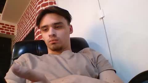 Snapshot of rufuspit chatting on December 12, 2:55 pm Rufus online show from December 12, 2:55 pm