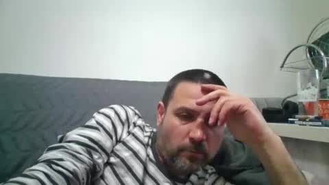 rul3ssuck online show from February 5, 8:08 am