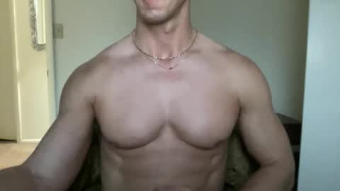 Snapshot of runfasterxo chatting on December 3, 12:36 pm runfasterxo online show from December 3, 12:36 pm