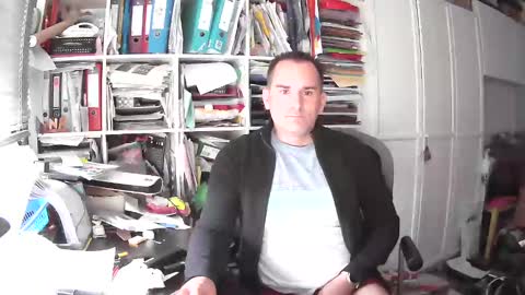 runner1978 online show from December 12, 1:39 pm